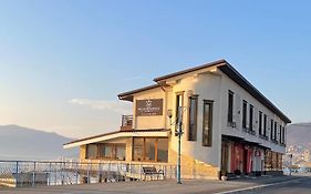 Melin Residence